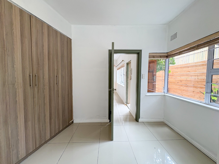 2 Bedroom Property for Sale in Oranjezicht Western Cape